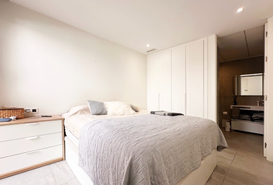 Resale - Villa - San Miguel de Salinas - Inland