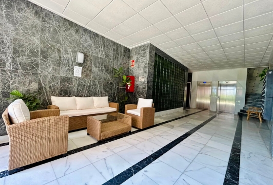 Resale - Apartment / flat - Torrevieja - Costa Blanca