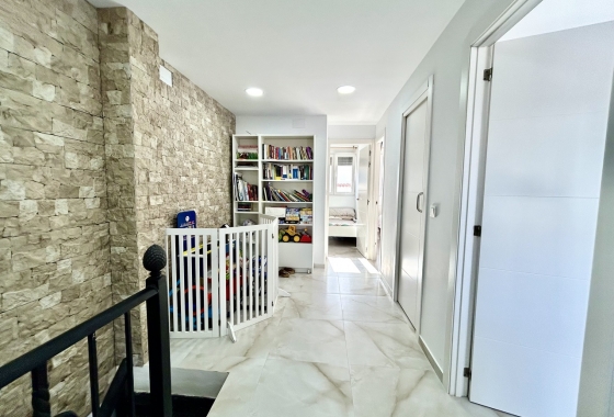 Resale - Townhouse - Torrevieja - Costa Blanca