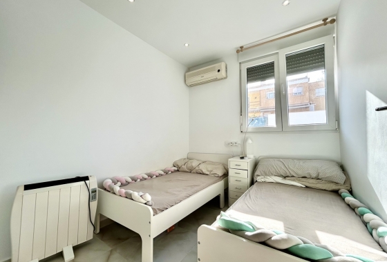 Resale - Townhouse - Torrevieja - Costa Blanca