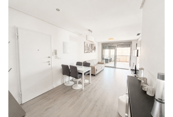 Resale - Apartment / flat - Orihuela Costa - Inland