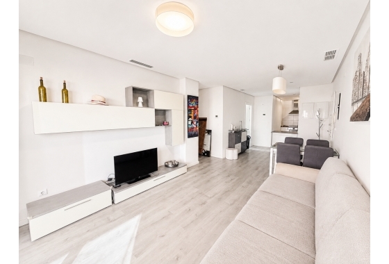 Resale - Apartment / flat - Orihuela Costa - Inland
