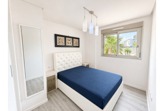 Resale - Apartment / flat - Orihuela Costa - Inland