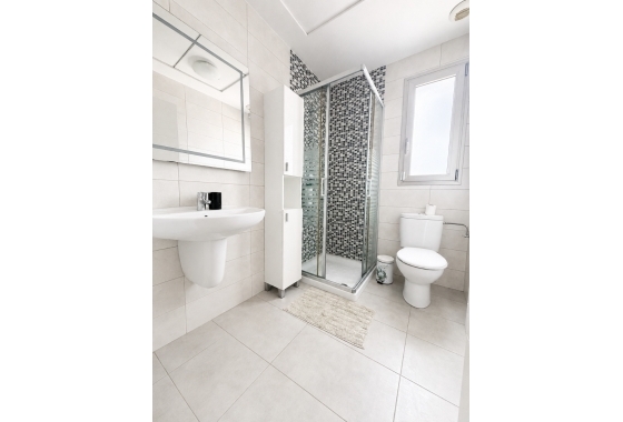 Resale - Apartment / flat - Orihuela Costa - Inland