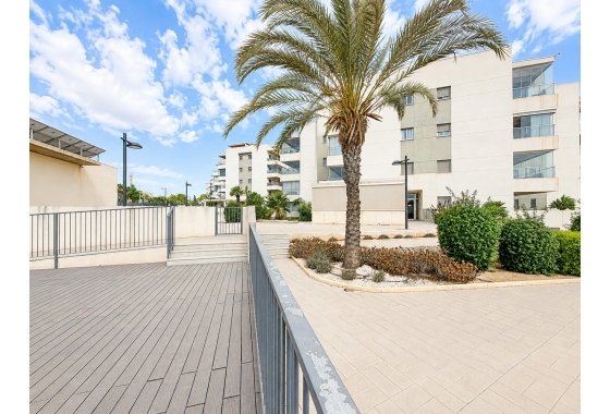 Resale - Apartment / flat - Orihuela Costa - Inland