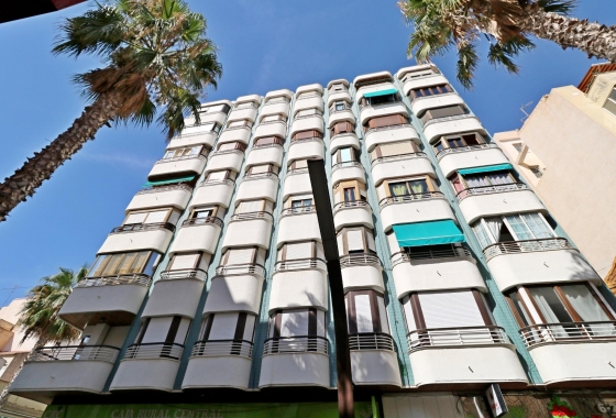 Reventa - Apartamento / piso - Torrevieja