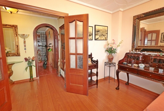 Reventa - Apartamento / piso - Torrevieja