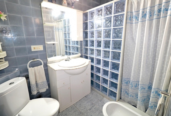 Reventa - Apartamento / piso - Torrevieja