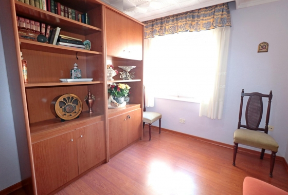 Reventa - Apartamento / piso - Torrevieja