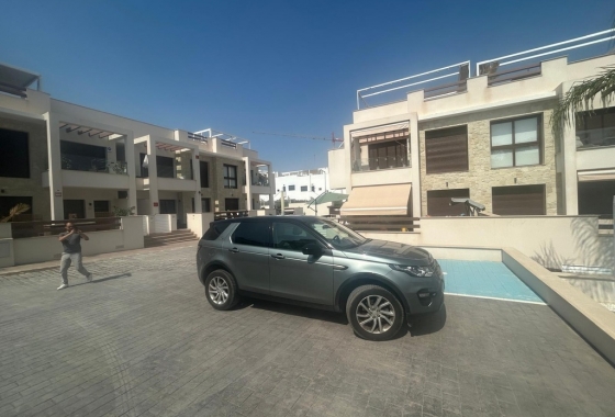 Resale - Apartment / flat - Torrevieja - AMAY Urbanisation