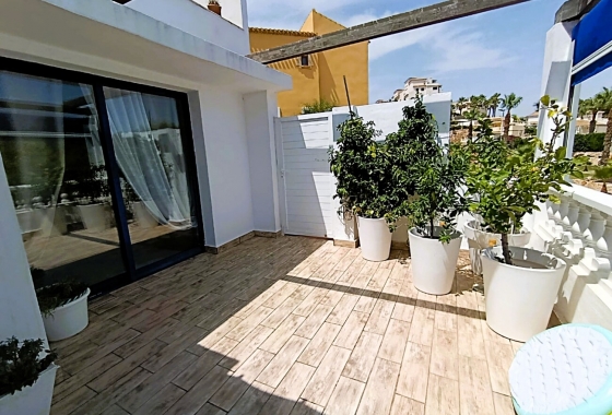 Återförsäljning - Lägenhet / lägenhet - Orihuela Costa - Inland