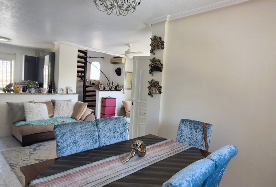 Resale - Villa - Orihuela Costa - Costa Blanca