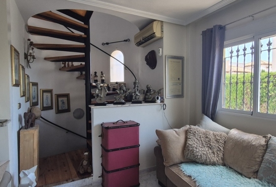 Resale - Villa - Orihuela Costa - Costa Blanca