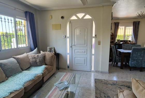 Resale - Villa - Orihuela Costa - Costa Blanca
