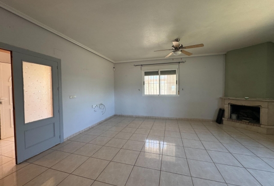 Resale - Finca - Dolores - Comunidad Valenciana