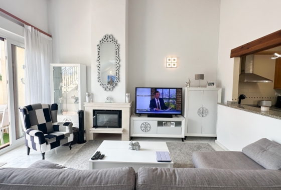 Resale - Townhouse - La Finca Golf - Inland