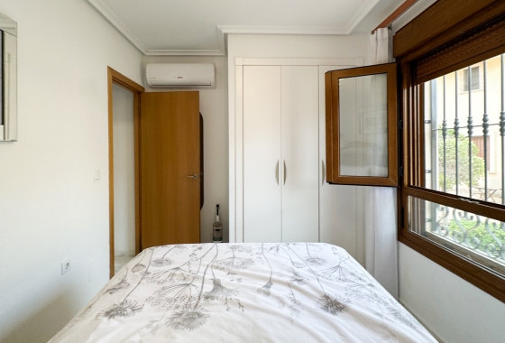 Resale - Townhouse - La Finca Golf - Inland