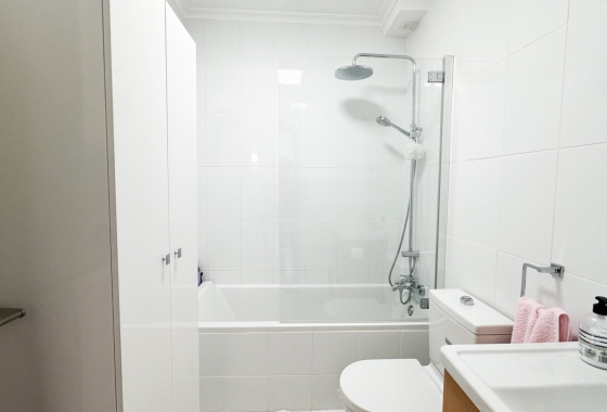 Resale - Townhouse - La Finca Golf - Inland