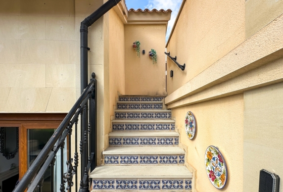Resale - Townhouse - La Finca Golf - Inland