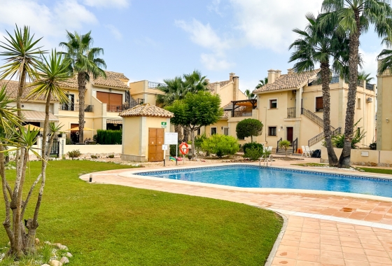Resale - Townhouse - La Finca Golf - Inland