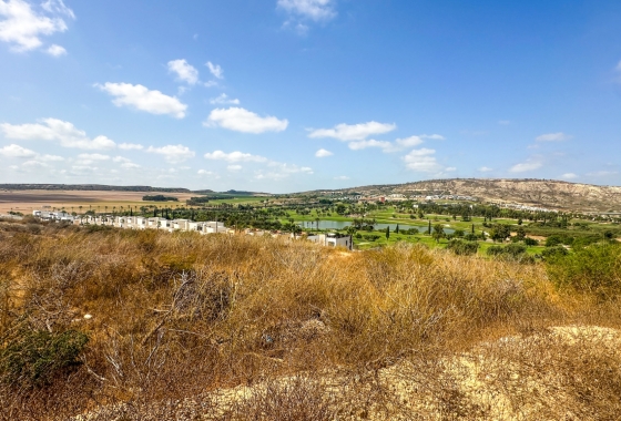 Resale - Townhouse - La Finca Golf - Inland