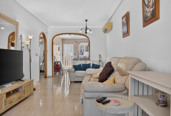 Resale - Villa - Orihuela Costa - Costa Blanca