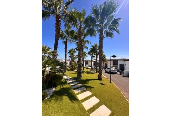 Resale - Villa - San Miguel de Salinas - Inland