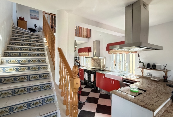 Resale - Villa - Orihuela Costa - Costa Blanca