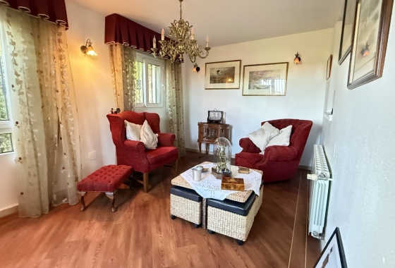 Resale - Villa - Orihuela Costa - Costa Blanca