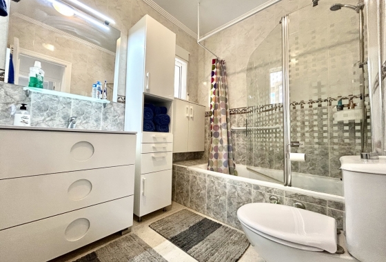 Resale - Villa - Orihuela Costa - Costa Blanca