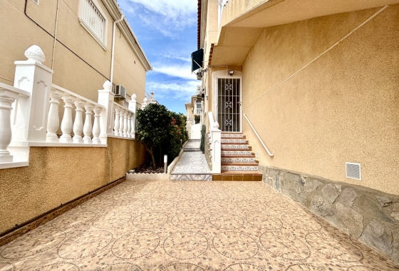 Resale - Villa - Orihuela Costa - Costa Blanca