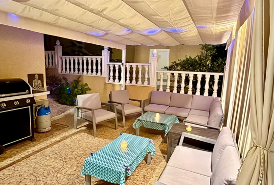 Resale - Villa - Orihuela Costa - Costa Blanca