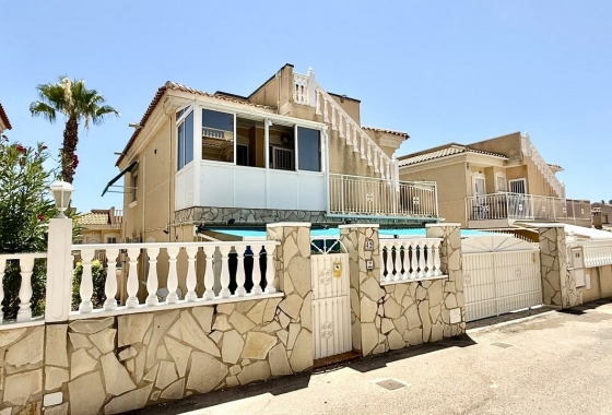 Resale - Villa - Orihuela Costa - Costa Blanca