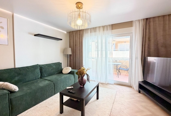 Resale - Apartment / flat - Torrevieja - Playa del Cura