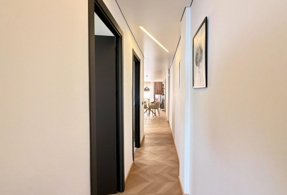 Resale - Apartment / flat - Torrevieja - Playa del Cura