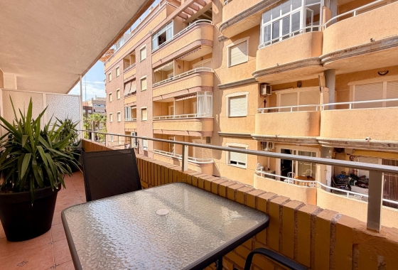 Resale - Apartment / flat - Torrevieja - Playa del Cura