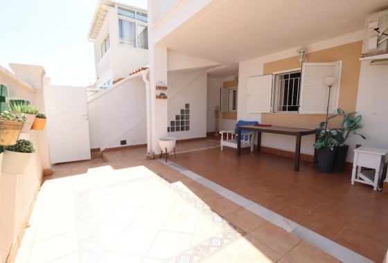 Resale - Bungalow - Orihuela Costa - Costa Blanca