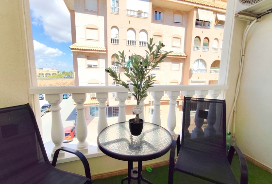 Resale - Apartment / flat - Torrevieja - Costa Blanca