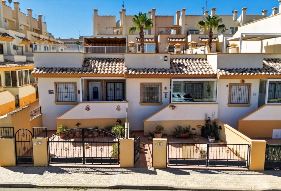 Resale - Villa - Orihuela Costa - Costa Blanca