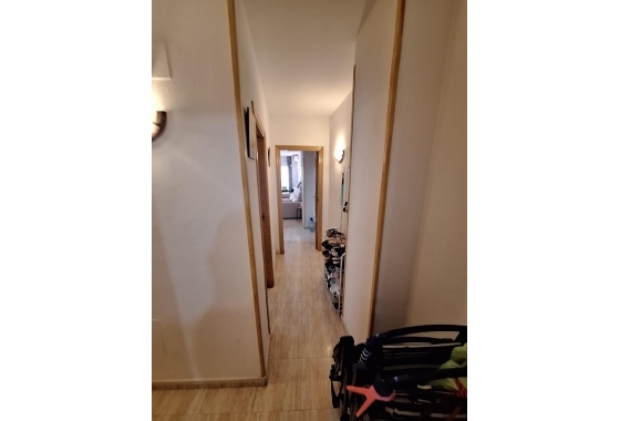 Resale - Apartment / flat - Torrevieja - Estacion De Autobuses