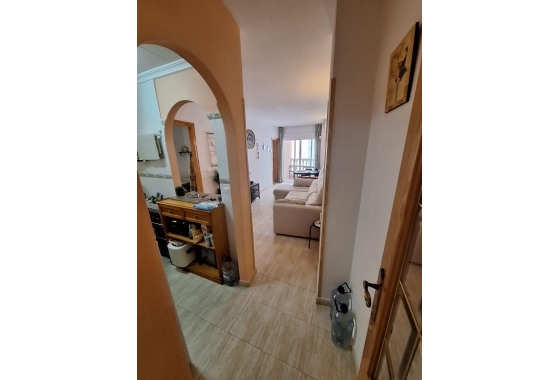 Resale - Apartment / flat - Torrevieja - Estacion De Autobuses