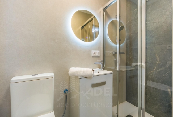 Resale - Apartment / flat - Torrevieja - PARQUE DE LAS NACIONES