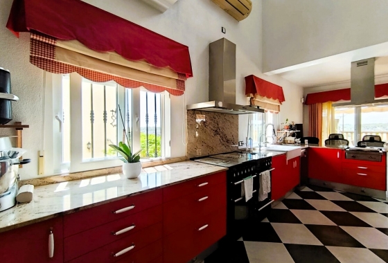 Resale - Villa - Orihuela Costa - Inland