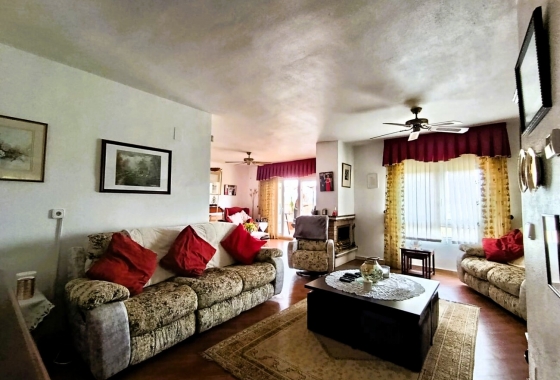 Resale - Villa - Orihuela Costa - Inland
