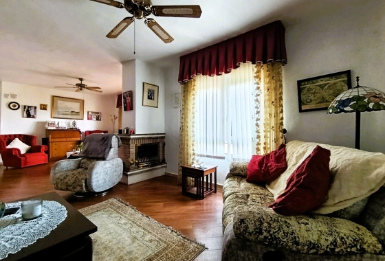 Resale - Villa - Orihuela Costa - Inland