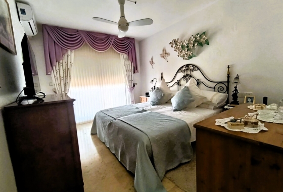 Resale - Villa - Orihuela Costa - Inland