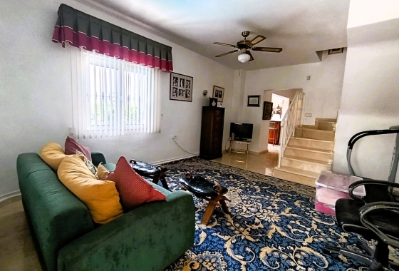 Resale - Villa - Orihuela Costa - Inland