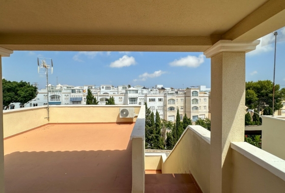 Resale - Villa - Orihuela Costa - Costa Blanca