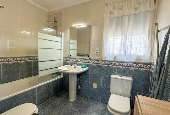 Resale - Villa - Orihuela Costa - Costa Blanca