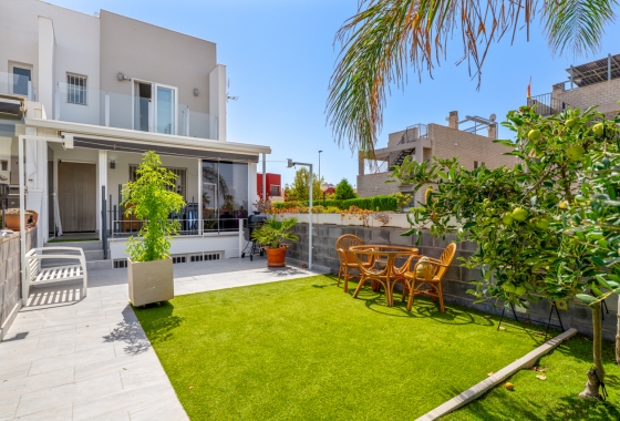 Resale - Townhouse - Torrevieja - Costa Blanca